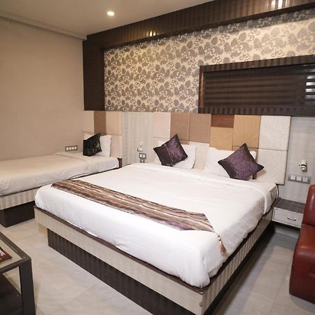 Hotel Rajkamal Near Varanasi Railway Station Экстерьер фото