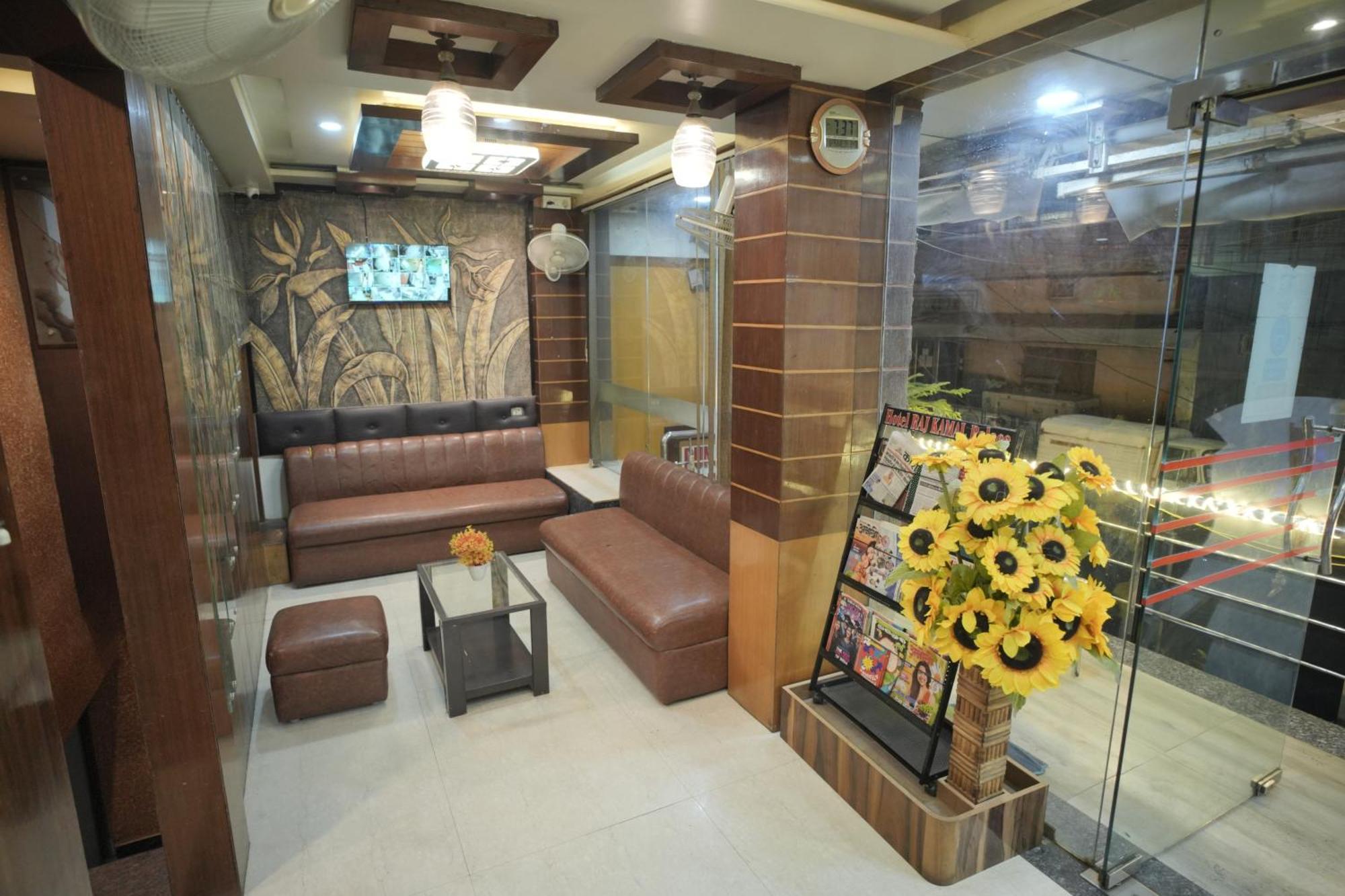 Hotel Rajkamal Near Varanasi Railway Station Экстерьер фото